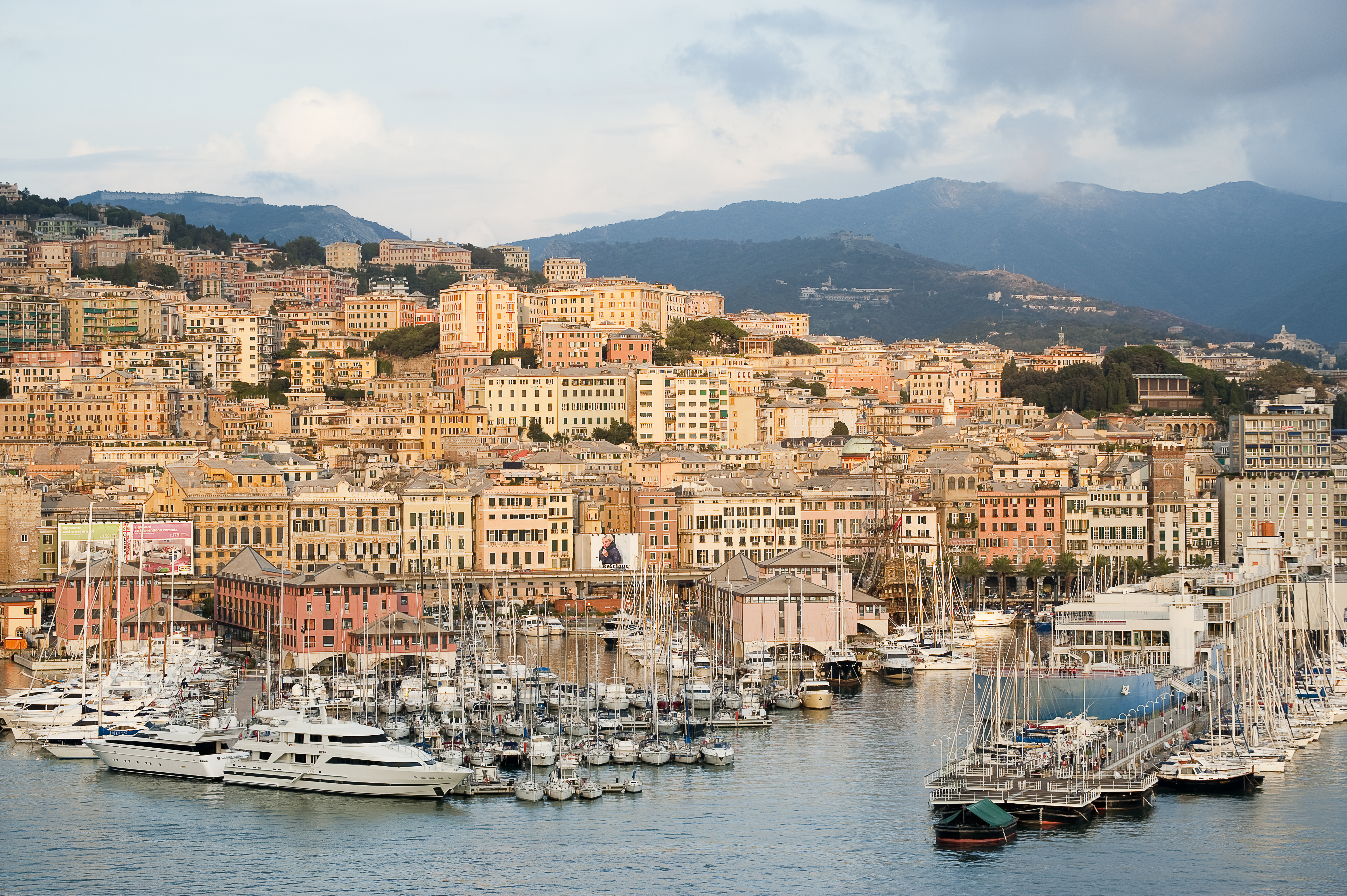 Genua, porten till den italienska rivieran
